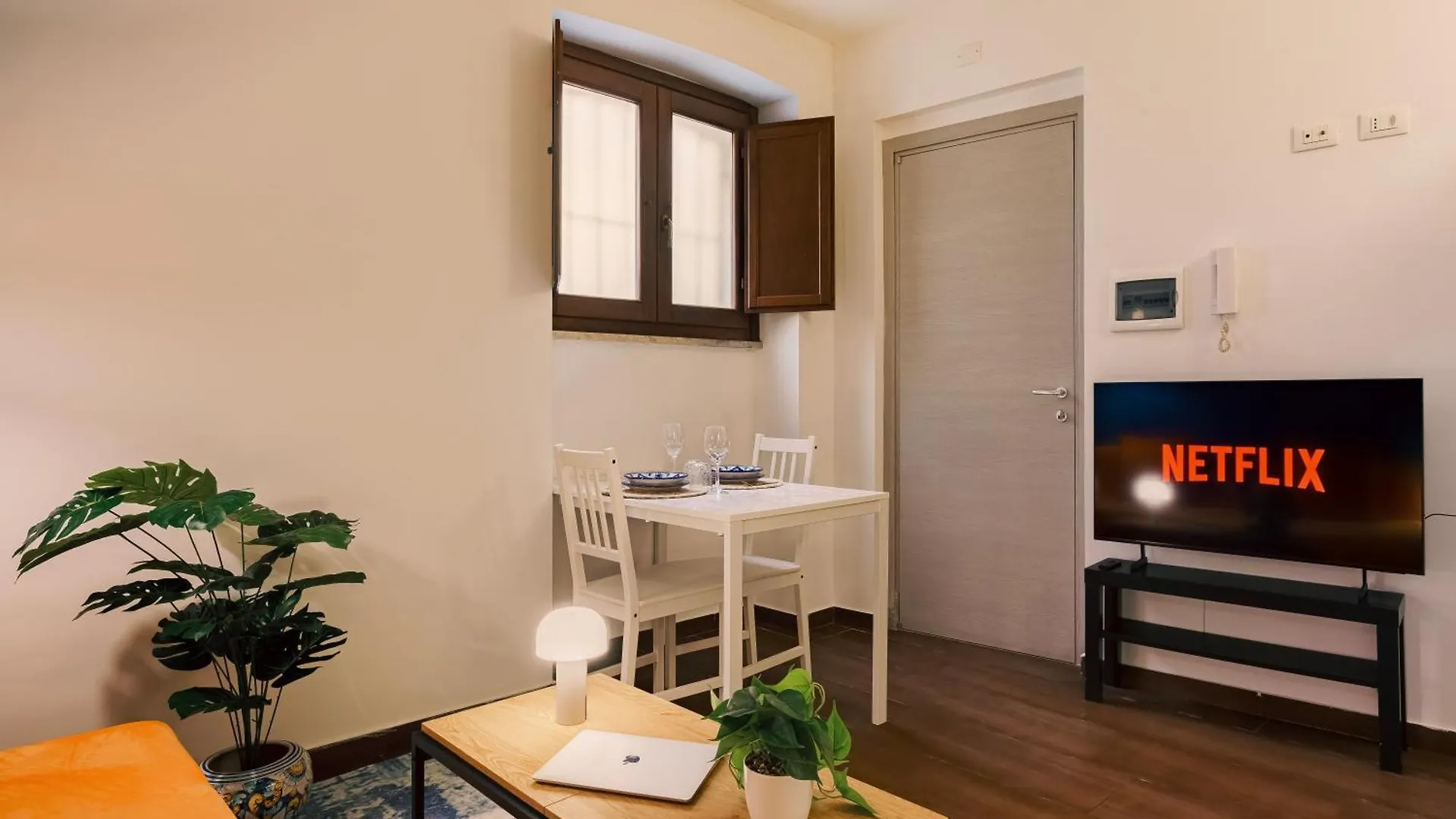 טראפאני Historic Center L Rooftop Lounge Suite 0*,  איטליה